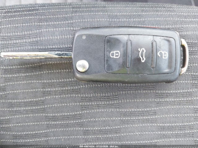 2015 Volkswagen Tiguan S მანქანა იყიდება აუქციონზე, vin: WVGBV7AX2FW585891, აუქციონის ნომერი: 45674324