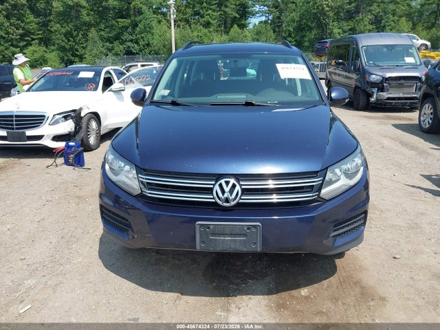 2015 Volkswagen Tiguan S მანქანა იყიდება აუქციონზე, vin: WVGBV7AX2FW585891, აუქციონის ნომერი: 45674324