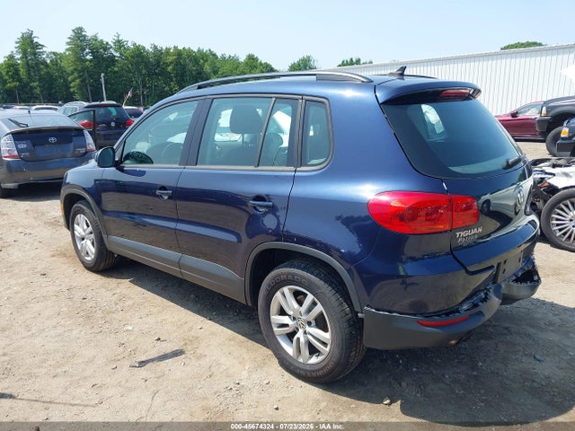2015 Volkswagen Tiguan S მანქანა იყიდება აუქციონზე, vin: WVGBV7AX2FW585891, აუქციონის ნომერი: 45674324