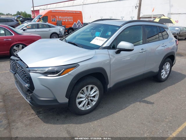 Toyota Corolla Cross Le 2022 7MUBAABG7NV011660 Image 2