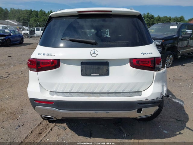 45674405 :رقم المزاد ، W1N4M4HB5MW108483 vin ، 2021 Mercedes-benz Glb 250 4matic مزاد بيع