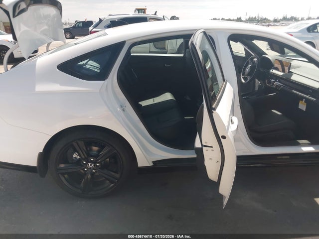 1HGCY2F72TA038559 Honda Accord Hybrid Sport-l