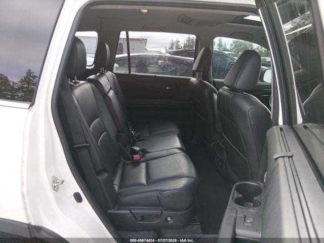 Honda Pilot Touring 2017 5FNYF6H92HB062763 Image 18
