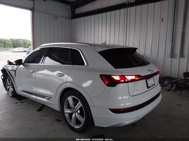 Продажа на аукционе авто 2019 Audi E-tron Premium Plus, vin: WA1LAAGEXKB024227, номер лота: 45674438