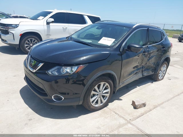 JN1BJ1CP2KW530428 Nissan Rogue Sport Sv