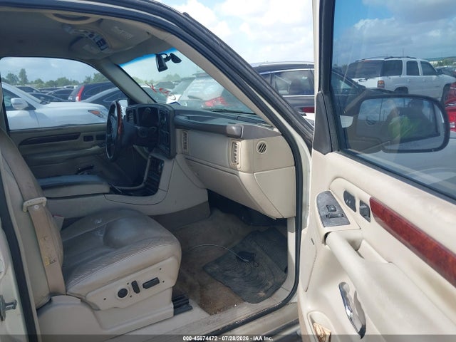 45674472 :رقم المزاد ، 1GYEK63NX6R109252 vin ، 2006 Cadillac Escalade Standard مزاد بيع