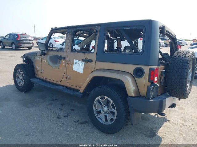 1C4BJWEG5FL630747 Jeep Wrangler Unlimited Sahara