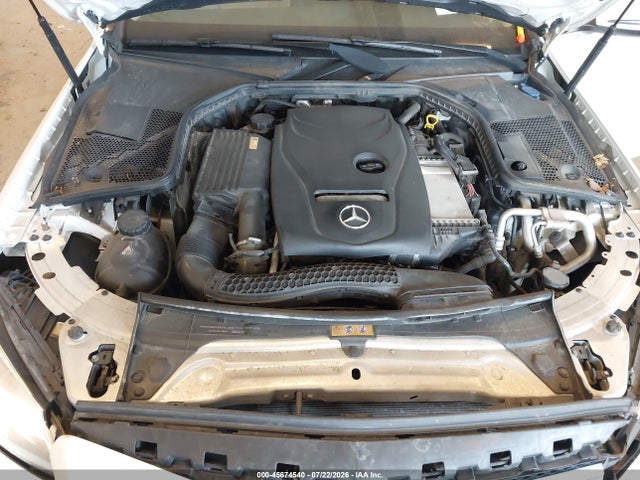 45674540 :رقم المزاد ، 55SWF4KB8GU172205 vin ، 2016 Mercedes-benz C 300 4matic مزاد بيع