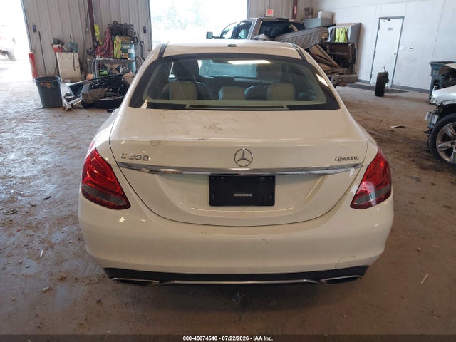 45674540 :رقم المزاد ، 55SWF4KB8GU172205 vin ، 2016 Mercedes-benz C 300 4matic مزاد بيع