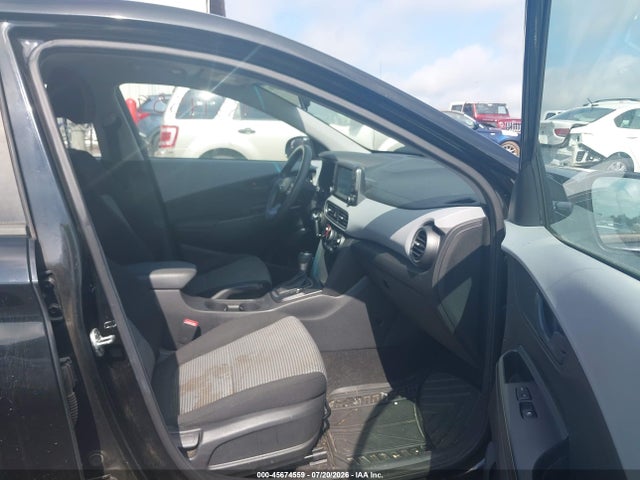 2019 Hyundai Kona Se მანქანა იყიდება აუქციონზე, vin: KM8K12AA5KU272074, აუქციონის ნომერი: 45674559