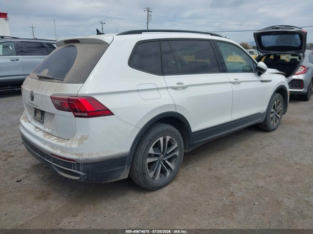 3VV1B7AX6NM098007 Volkswagen Tiguan 2.0t S