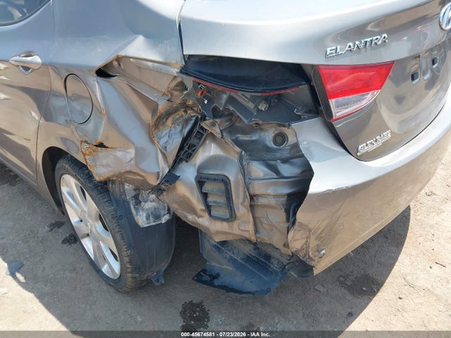 45674581 :رقم المزاد ، 5NPDH4AEXDH289375 vin ، 2013 Hyundai Elantra Limited مزاد بيع