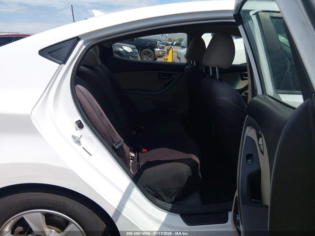 Продажа на аукционе авто 2015 Hyundai Elantra Se, vin: 5NPDH4AE8FH566415, номер лота: 45674588