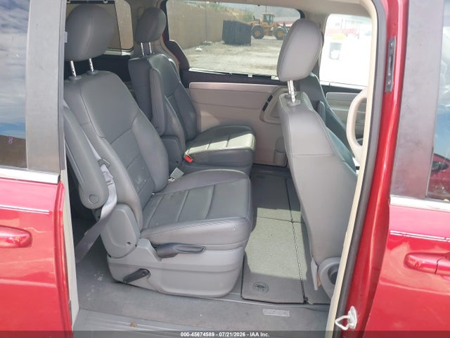 2009 Volkswagen Routan Sel მანქანა იყიდება აუქციონზე, vin: 2V8HW54X29R517927, აუქციონის ნომერი: 45674589