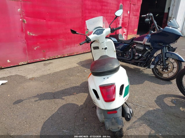 Vespa Sprint 150 3v 2017 ZAPM818G8H5401844 Image 6
