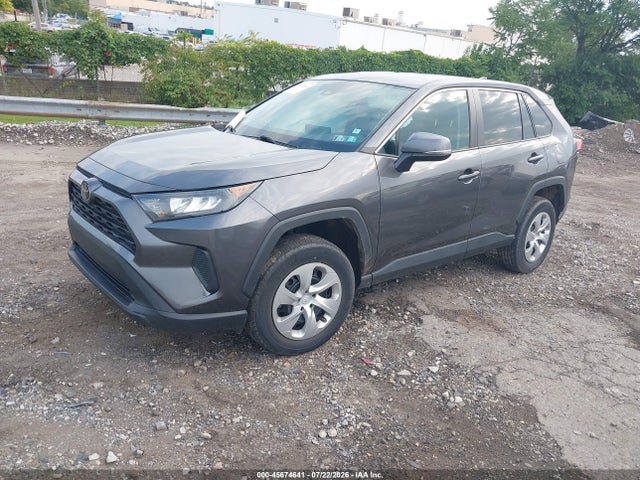 Toyota RAV4 LE 2022 2T3G1RFV5NC258733 Image 2