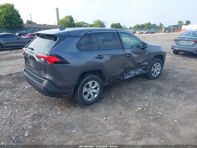 Toyota RAV4 LE 2022 2T3G1RFV5NC258733 Image 4