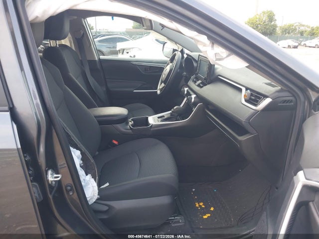 Toyota RAV4 LE 2022 2T3G1RFV5NC258733 Image 5