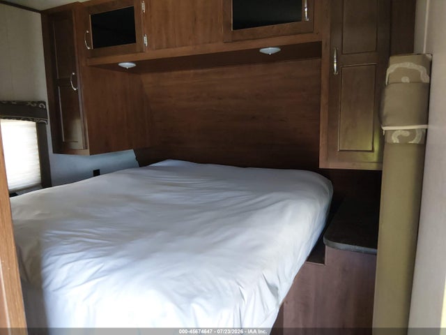Продаж на аукціоні авто 2017 Jayco Jay Flight 26bh Travel Trailer, vin: 1UJBJ0BP4H1TH0109, номер лоту: 45674647