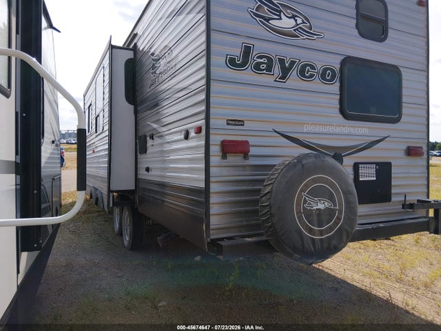 Продаж на аукціоні авто 2017 Jayco Jay Flight 26bh Travel Trailer, vin: 1UJBJ0BP4H1TH0109, номер лоту: 45674647