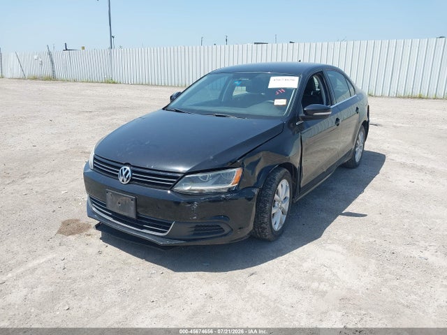 45674656 :رقم المزاد ، 3VWDX7AJ3DM370758 vin ، 2013 Volkswagen Jetta 2.5l Se مزاد بيع