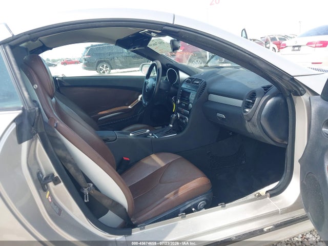 45674659 :رقم المزاد ، WDBWK56F15F039549 vin ، 2005 Mercedes-benz Slk 350 مزاد بيع