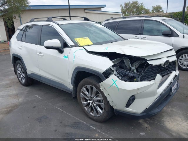2022 2T3A1RFV1NW304160 main image