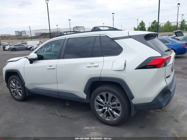 Toyota Rav4 Xle Premium 2022 2T3A1RFV1NW304160 Image 14