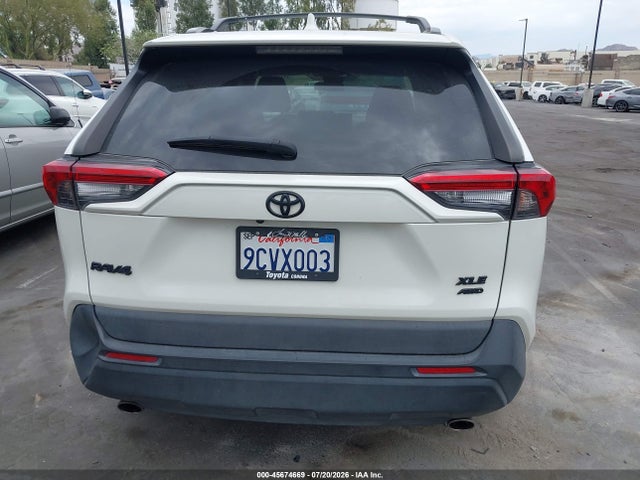 Toyota Rav4 Xle Premium 2022 2T3A1RFV1NW304160 Image 16