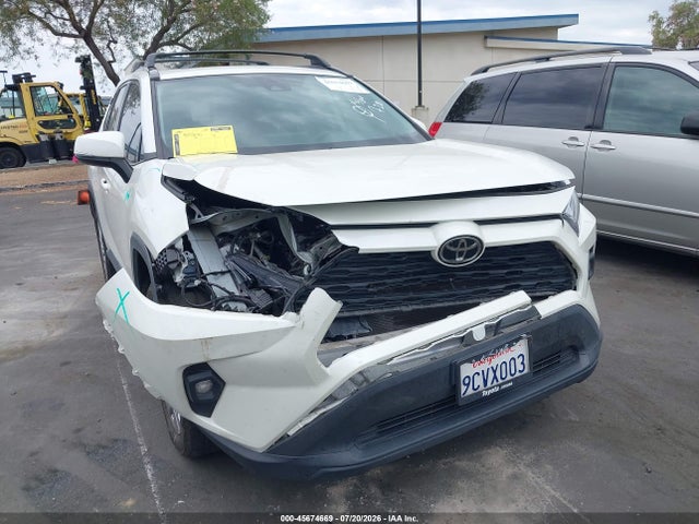 Toyota Rav4 Xle Premium 2022 2T3A1RFV1NW304160 Image 6