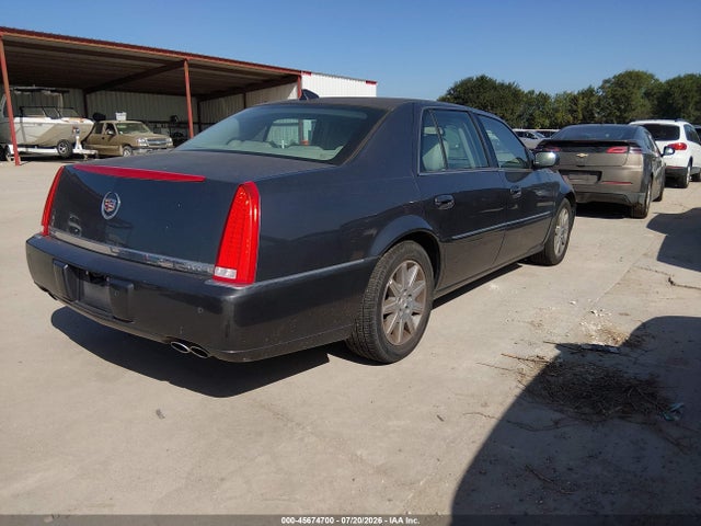 45674700 :رقم المزاد ، 1G6KH5E69BU116520 vin ، 2011 Cadillac Dts Premium Collection مزاد بيع