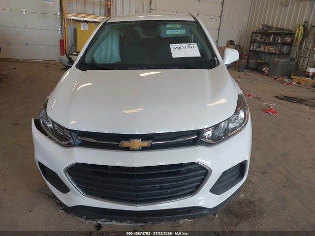 45674703 :رقم المزاد ، KL7CJKSB6LB030517 vin ، 2020 Chevrolet Trax Fwd Ls مزاد بيع