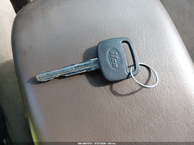 45674721 :رقم المزاد ، 5TEWN72N31Z743816 vin ، 2001 Toyota Tacoma Base V6 مزاد بيع
