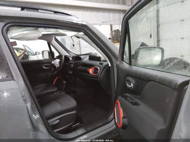 Auction sale of the 2021 Jeep Renegade Upland 4x4, vin: ZACNJDAB9MPM28639, lot number: 45674732