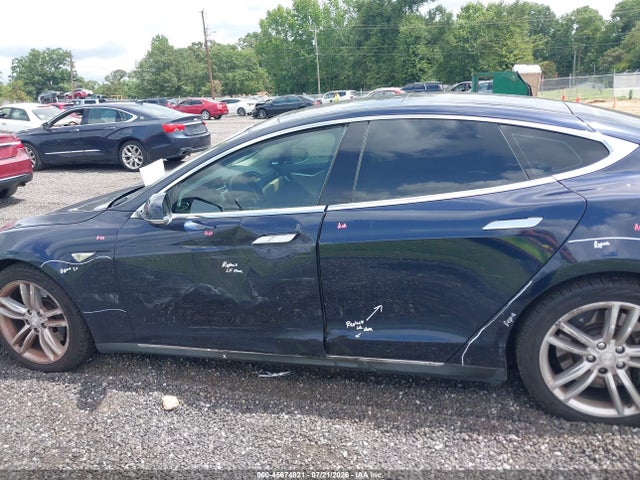 Tesla Model S 60/70/85 2015 5YJSA1H10FF080418 Image 14