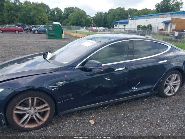Tesla Model S 60/70/85 2015 5YJSA1H10FF080418 Image 6