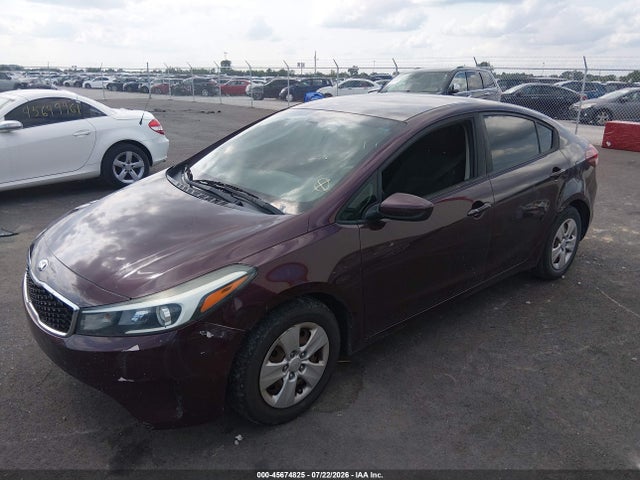 45674825 :رقم المزاد ، 3KPFK4A78JE282369 vin ، 2018 Kia Forte Lx مزاد بيع