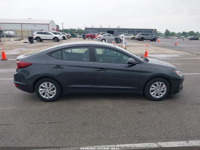 Продажа на аукционе авто 2020 Hyundai Elantra Se, vin: 5NPD74LFXLH613271, номер лота: 45674888