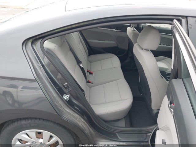 Продажа на аукционе авто 2020 Hyundai Elantra Se, vin: 5NPD74LFXLH613271, номер лота: 45674888