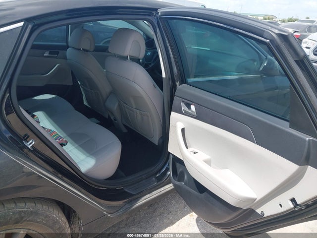 45674891 :رقم المزاد ، 5NPE24AF4HH453868 vin ، 2017 Hyundai Sonata Se مزاد بيع