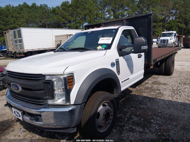 Ford F-550 Chassis Xl 2019 1FDUF5GT2KDA12672 Image 2