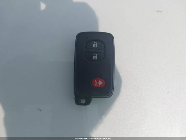 Toyota Prius Two 2014 JTDKN3DU6E0360924 Image 11