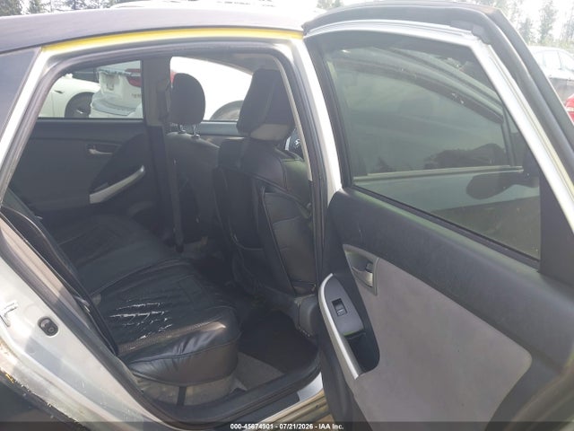 Toyota Prius Two 2014 JTDKN3DU6E0360924 Image 8