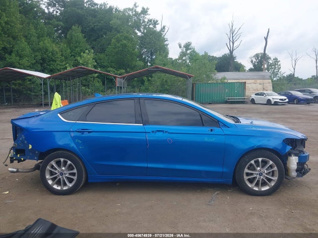 45674939 :رقم المزاد ، 3FA6P0HD3LR226671 vin ، 2020 Ford Fusion Se مزاد بيع