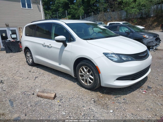 45674955 :رقم المزاد ، 2C4RC1DGXLR265997 vin ، 2020 Chrysler Voyager Lxi مزاد بيع
