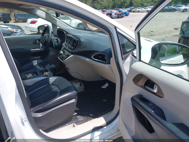 45674955 :رقم المزاد ، 2C4RC1DGXLR265997 vin ، 2020 Chrysler Voyager Lxi مزاد بيع