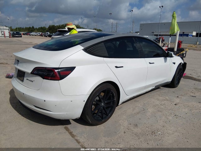 2021 Tesla Model 3 Standard Range Plus Rear-wheel Drive მანქანა იყიდება აუქციონზე, vin: 5YJ3E1EA5MF016689, აუქციონის ნომერი: 45674963