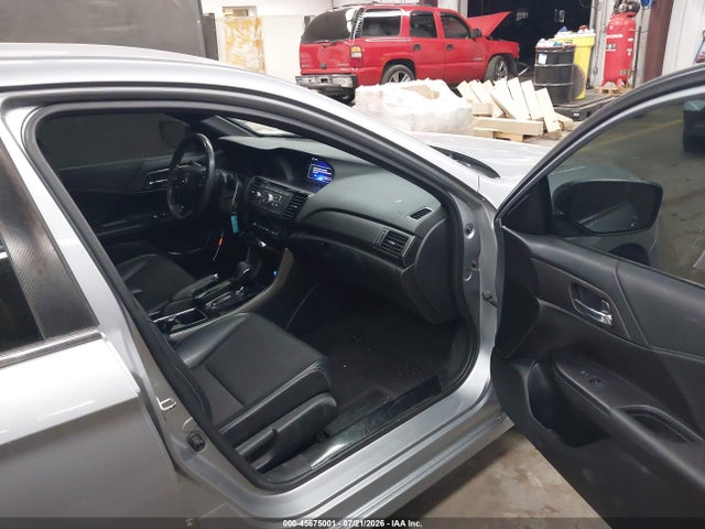 1HGCR2F52HA165668 Honda Accord Sport