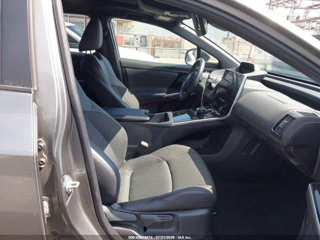 Toyota BZ4X XLE 2024 JTMAAAAA1RA041503 Image 5
