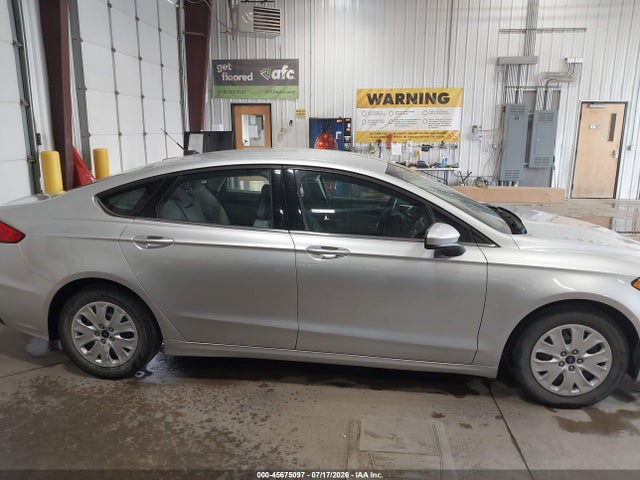 3FA6P0G78KR149404 Ford FUSION S